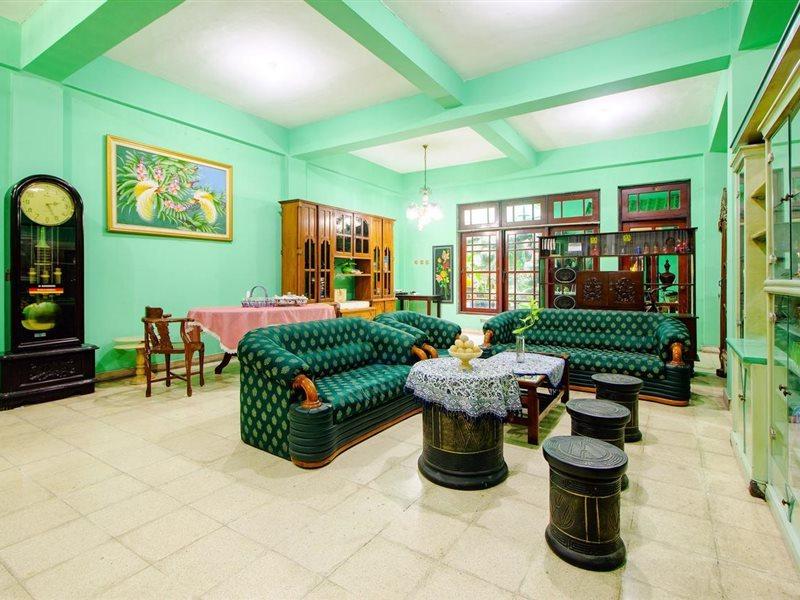 Spot On 2107 Ijo Pupus Syariah Residence Baturetno Екстер'єр фото