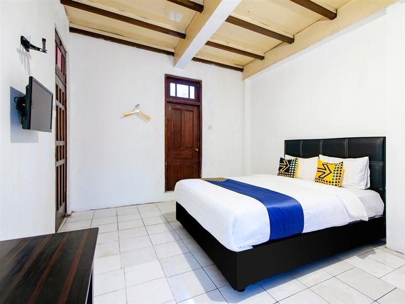 Spot On 2107 Ijo Pupus Syariah Residence Baturetno Екстер'єр фото