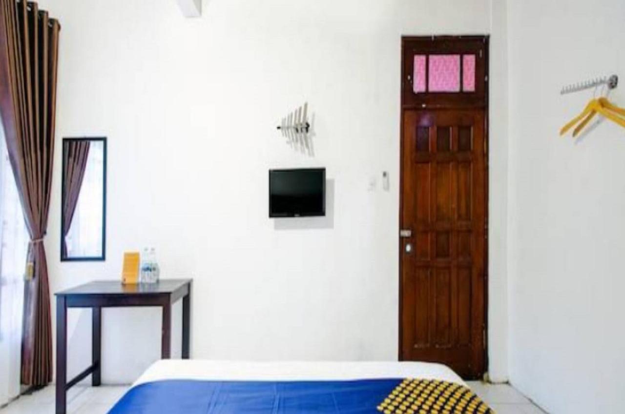 Spot On 2107 Ijo Pupus Syariah Residence Baturetno Екстер'єр фото