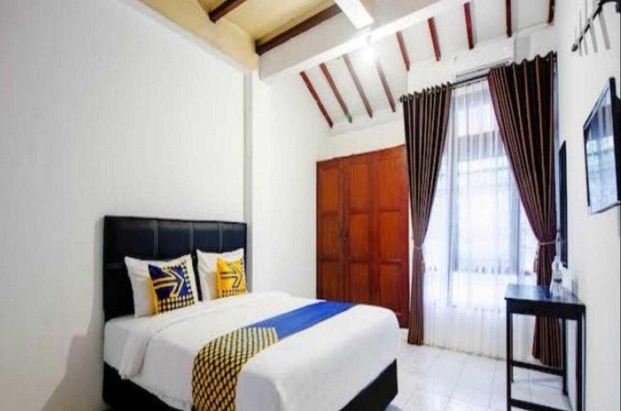 Spot On 2107 Ijo Pupus Syariah Residence Baturetno Екстер'єр фото